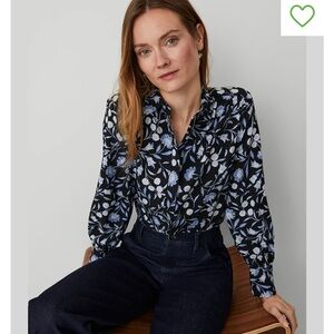 Ann Taylor Black Floral Blouse w/ Hidden Buttons & Flutter Sleeves Women's L